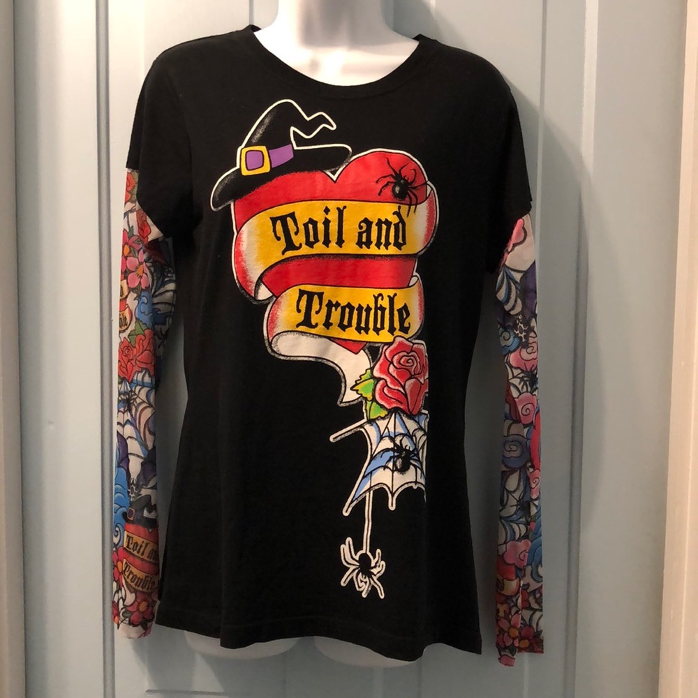 ** LAST CHANCE SALE** Halloween tattoo sleeve shirt black Juniors 15-17